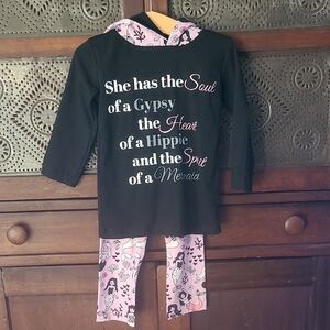 Girls Mermaid Outfit New With Tags 12-18 Months Two Piece